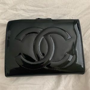 Chanel wallet